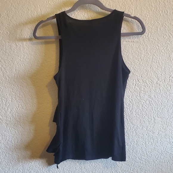 🦋 5 for $15 - Black ruffled top - Picture 2 of 3